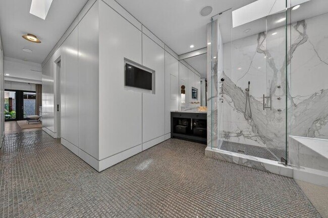 Foto del edificio - 420 SE 17th Ave