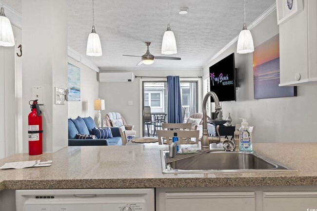 Foto del edificio - 2405 S Ocean Blvd