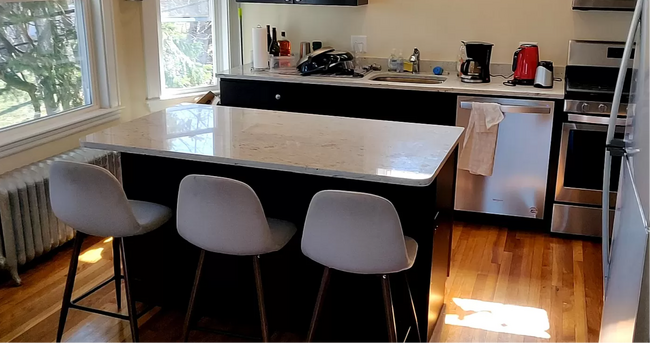 Building Photo - 1 Glenley Terrace