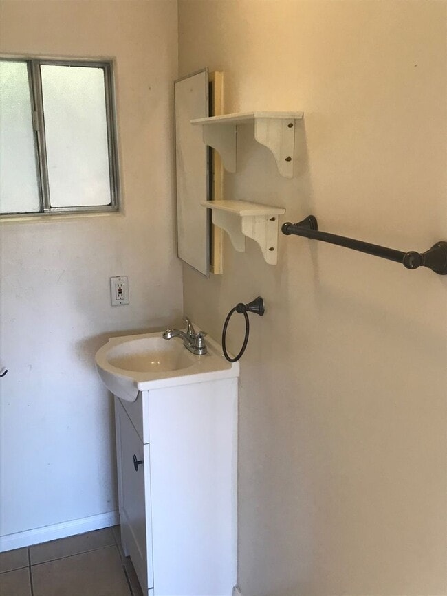 Foto del edificio - OJAI One bedroom cottage!