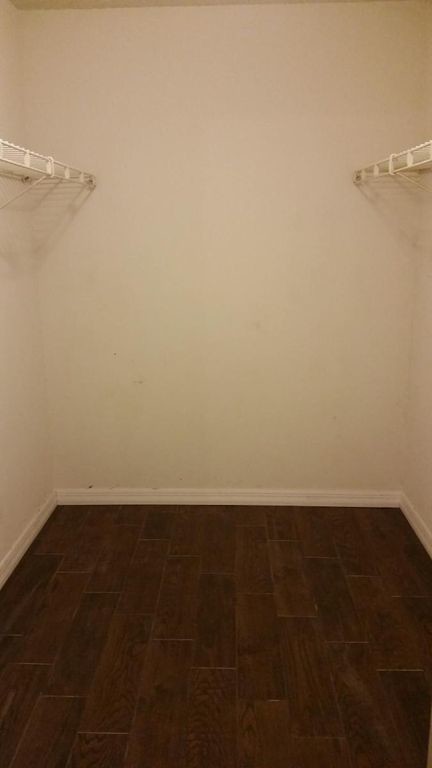 Building Photo - 404 Boxwood Cir