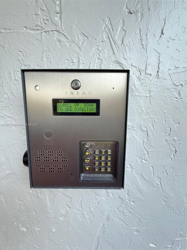 Foto del edificio - 5900 SW 127th Ave