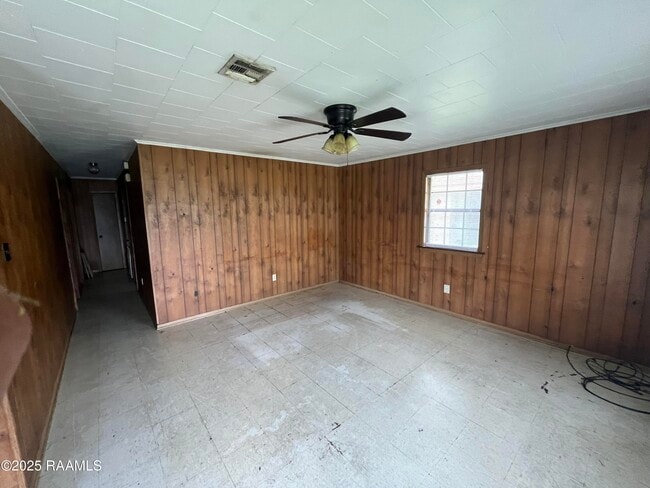 Building Photo - 103 Latin Dr