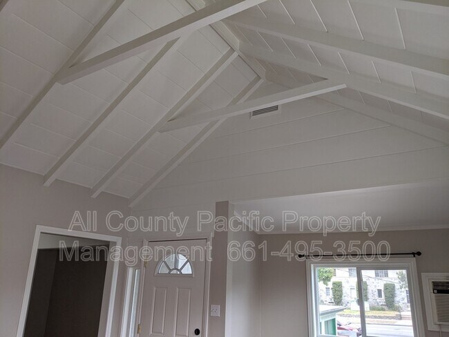 Foto del edificio - 1407 Monterey Rd