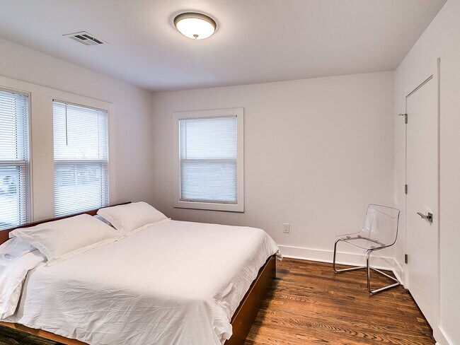 Building Photo - Heart of Plaza District