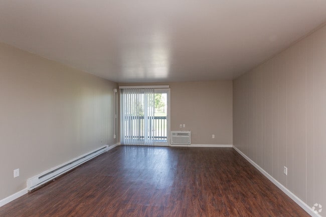 2HAB, 1BA - Wellington Manor Apartments