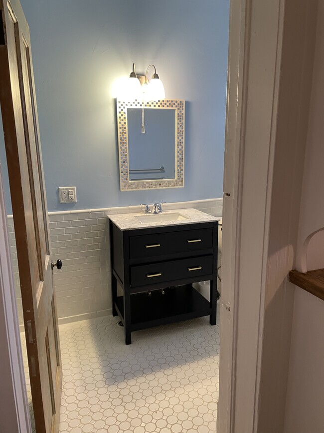 REMODELED BATHROOM - 316 Broadway Ave