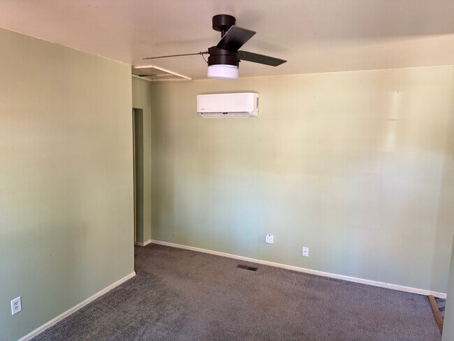 Foto del edificio - 1132 Rudd Ave