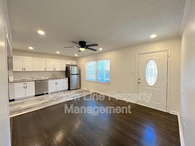 Foto del edificio - 2607 Dantrey Pl