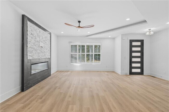 Foto del edificio - 185 Brush Creek Ct