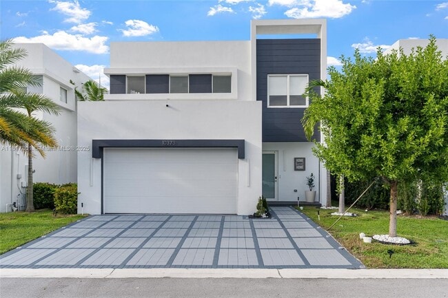 Building Photo - 10373 NW 68th Terrace