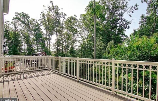 Foto del edificio - 2637 Glenriver Way