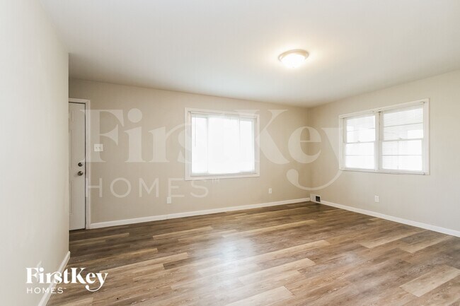 Foto del edificio - 9045 E 18th St