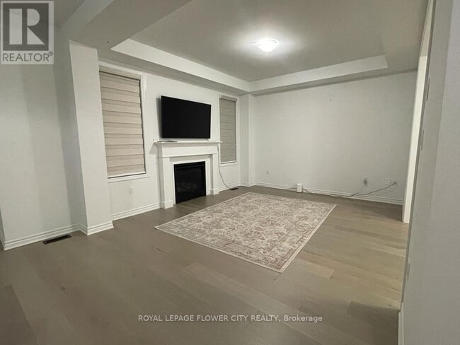 Building Photo - 3088 Paperbirch Trl