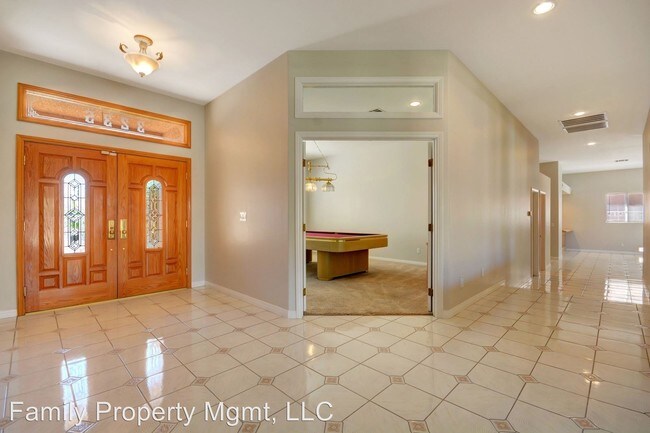 Foto del edificio - 3 br, 2.5 bath House - 3235 Cliff Sieler Ct