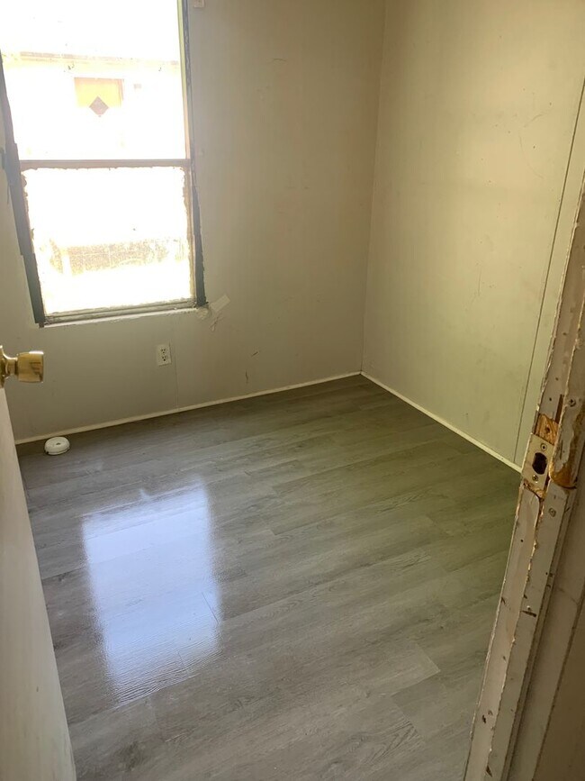 Foto del edificio - Spartanburg, 2 bedrooms, 1 bath. $800 a month, NO PETS, 803-537-0185