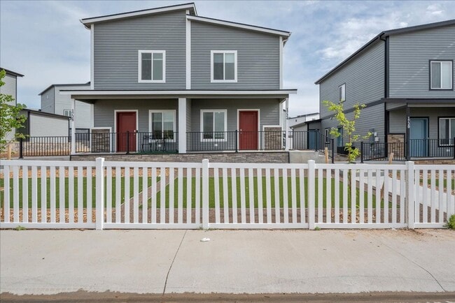 Building Photo - 1724 Richard Martin Dr