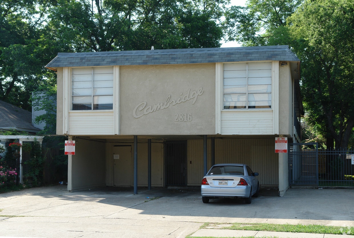 Building Photo - 2816 Throckmorton
