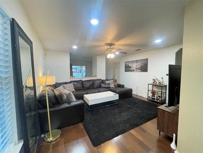 Foto del edificio - 1513 Coriander Dr