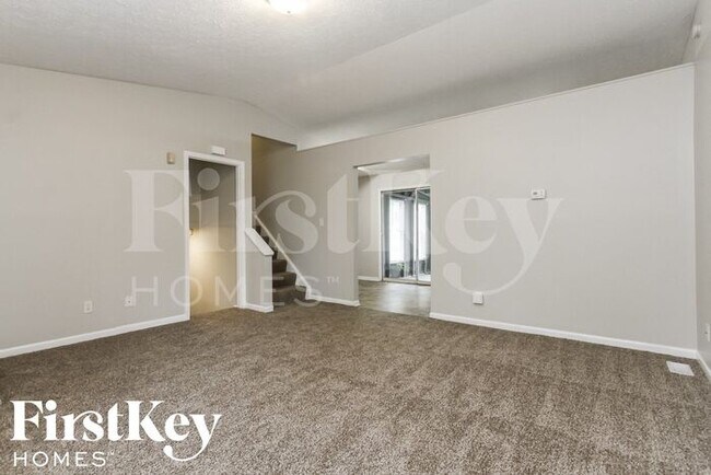Building Photo - 2808 Grassy Creek Drive