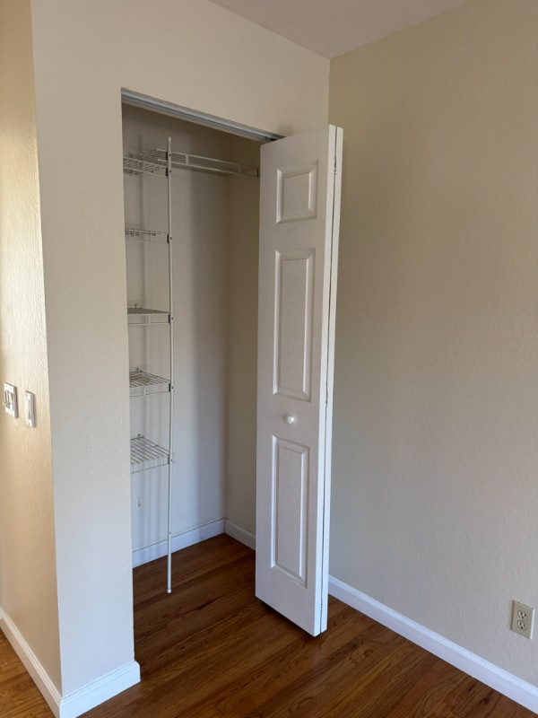 Building Photo - 1169 Flying Fish St