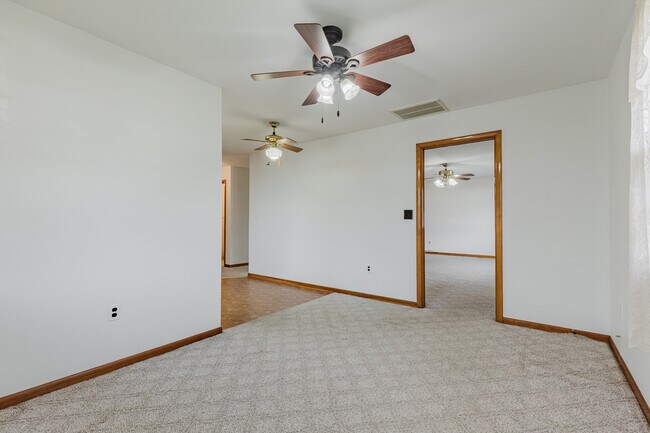 Foto del edificio - 509 N Mantle Ave