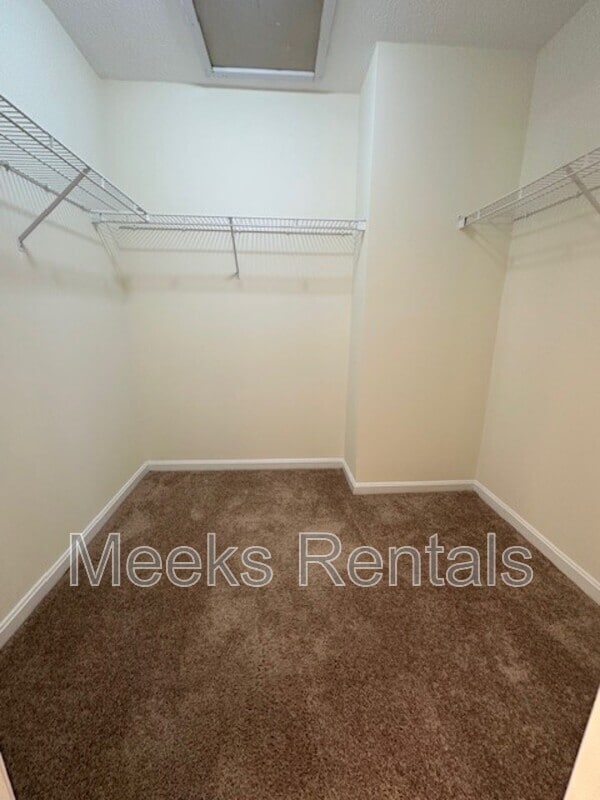 Building Photo - 412 Fletcher Rd