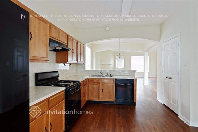 Building Photo - 3807 Liberty Square Trail
