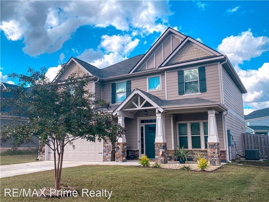 Primary Photo - 4 br, 2.5 bath House - 59 Lee Road 2216