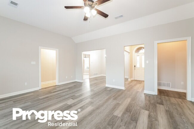 Foto del edificio - 1640 Dexter Ln