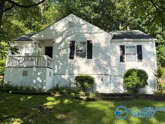 Building Photo - 12006 SW Wyandotte Dr