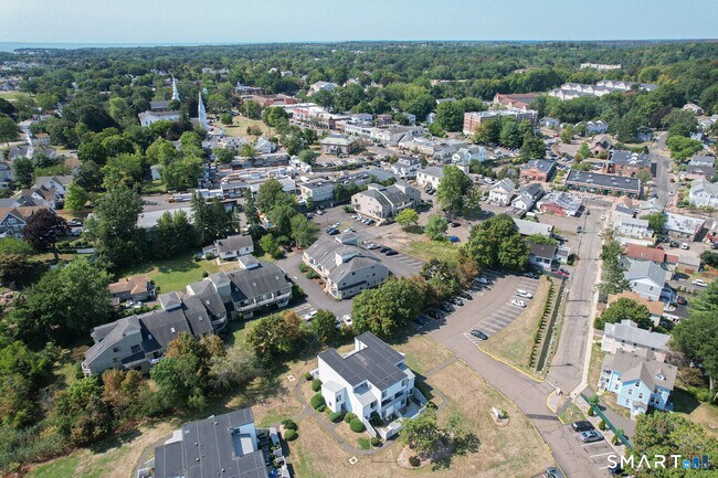Foto del edificio - 2 Hamre Ln