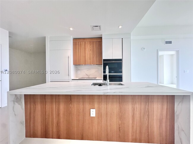 Building Photo - 1400 Biscayne Blvd