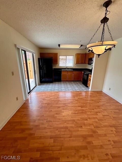 Foto del edificio - 1408 Park Shore Cir