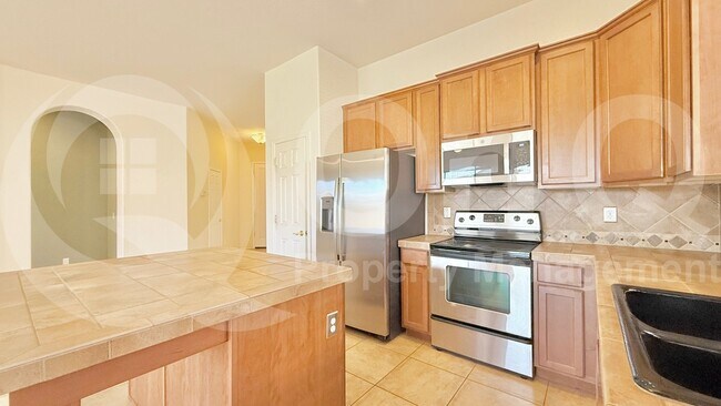Foto del edificio - 3027 W Cottonwood Ln