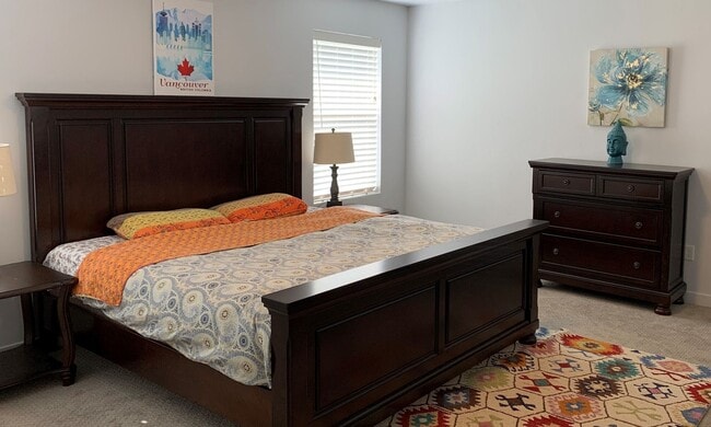 Building Photo - 4-bedroom dream home with a dedicated offi...