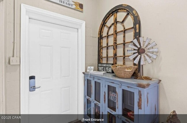 Foto del edificio - 204 Carol Pl