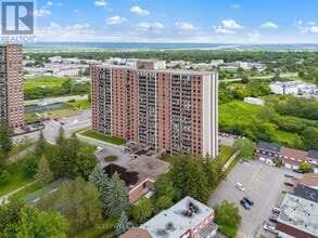 Building Photo - 665 Bathgate Dr