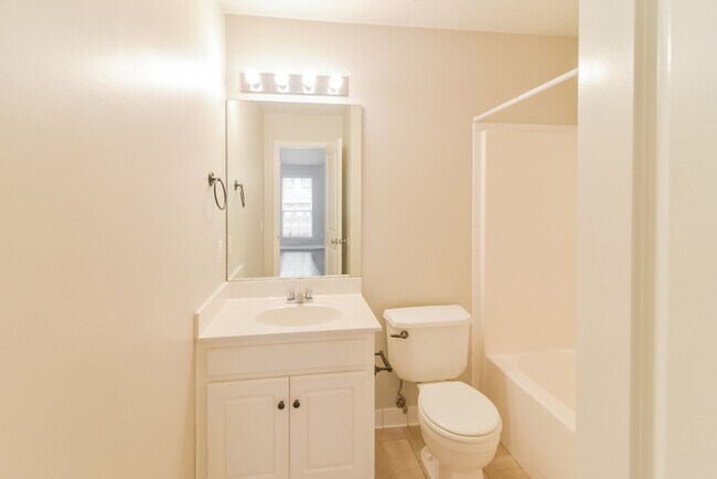 Foto del edificio - 212 Millridge Dr