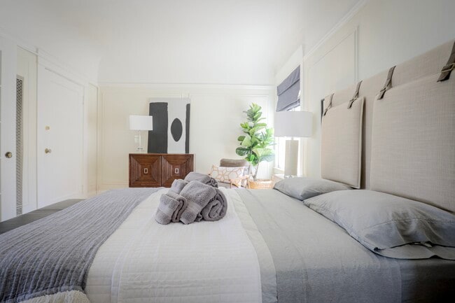 Bedroom - 1849 Golden Gate Ave
