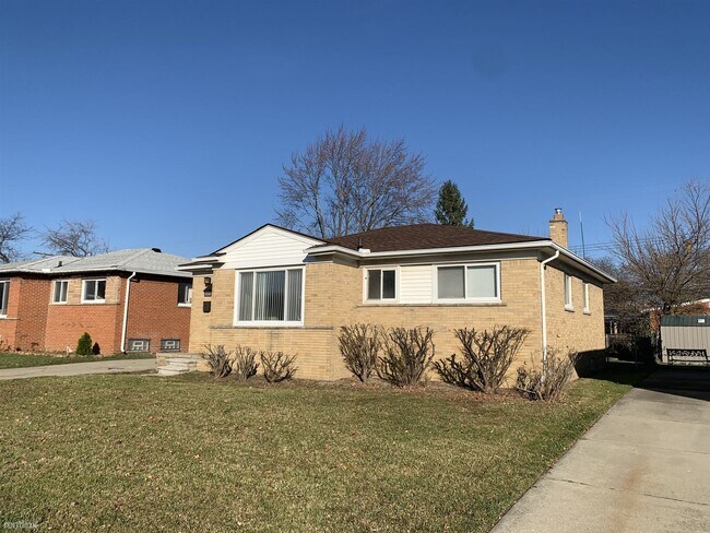 Foto del edificio - 3 br, 1.5 bath House - 14420 Lincoln St