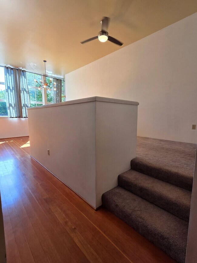 Foto del edificio - Studio Available in Beautiful Lincoln School