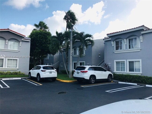 Foto del edificio - 4712 NW 114th Ave