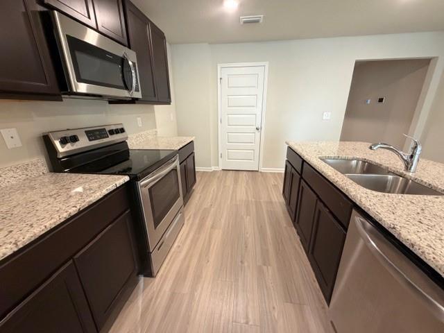 Foto del edificio - 3360 Lace Bark Dr