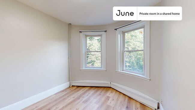 Foto del edificio - Room in Shared 5 bed/2 bath home