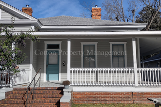 Building Photo - 1917 Pender Ave