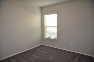 Building Photo - 23327 Briarstone Hbr Trl