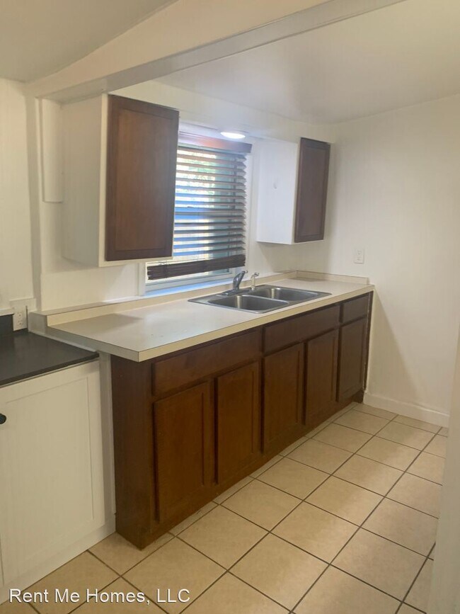Foto del edificio - 1 br, 1 bath House - 78 Mound Ave.