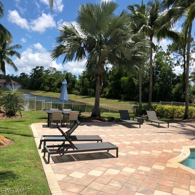 Building Photo - 8275 Ibis Club Dr