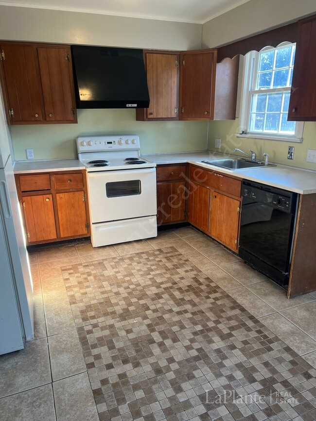 Building Photo - Cute South Toledo Home for Rent